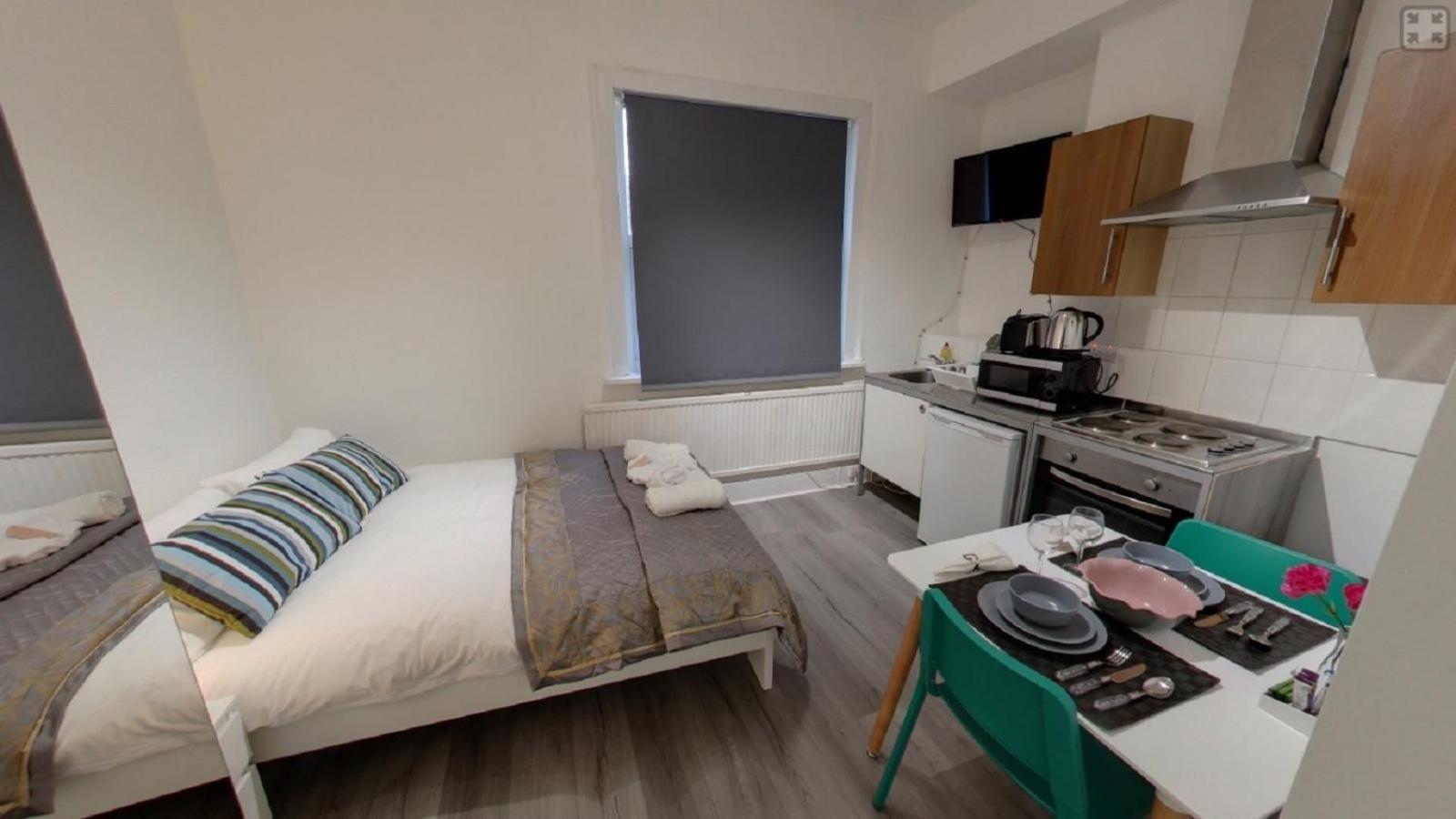 Comfortable Budget Two Bedroom Apartment In City Centre - Kings Cross - Euston Station - 6 People London Exterior photo