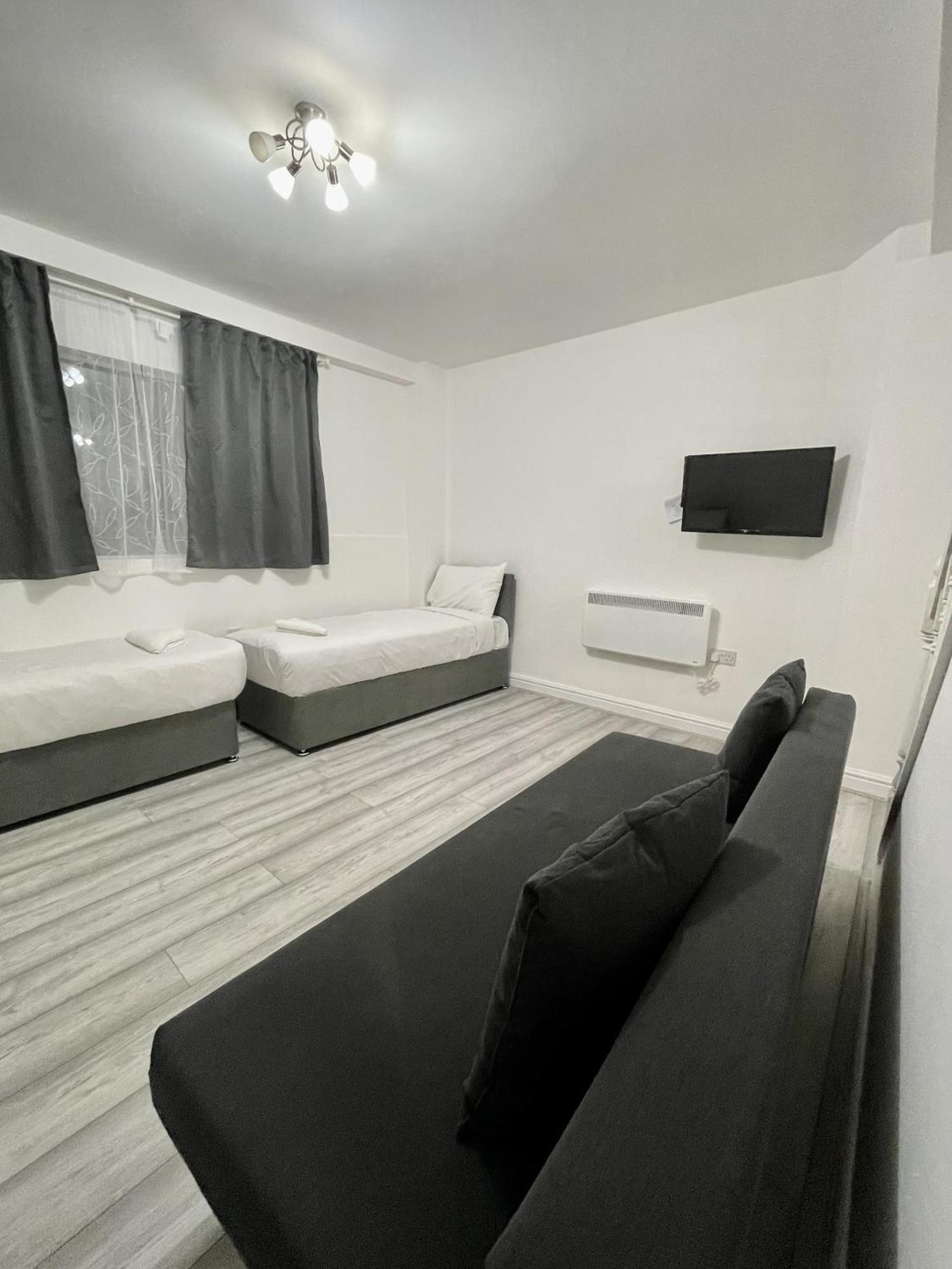 Comfortable Budget Two Bedroom Apartment In City Centre - Kings Cross - Euston Station - 6 People London Exterior photo