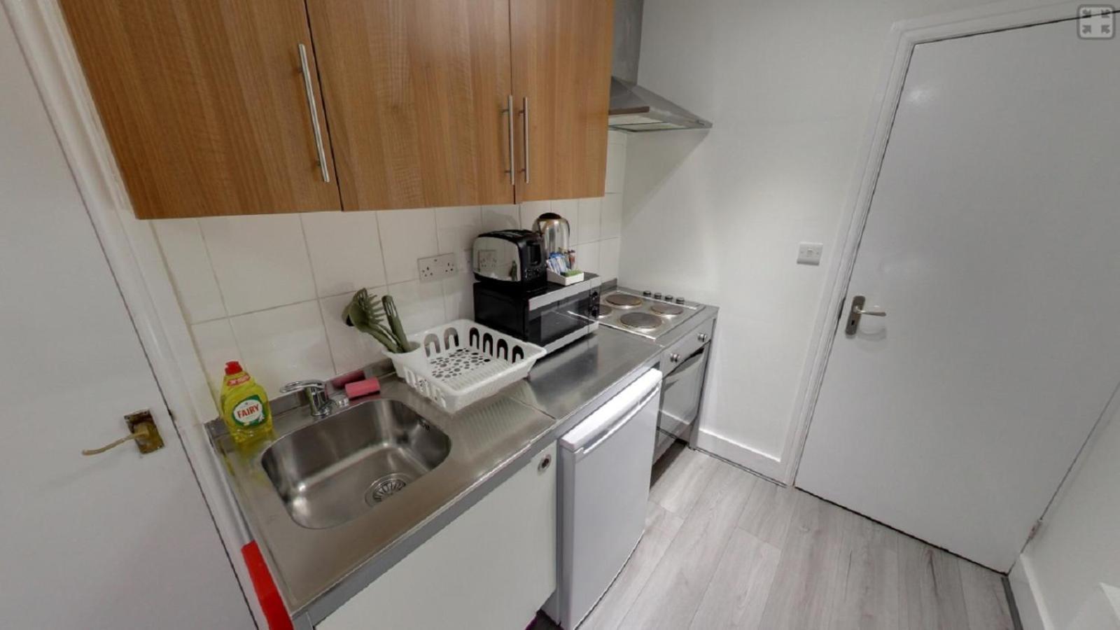 Comfortable Budget Two Bedroom Apartment In City Centre - Kings Cross - Euston Station - 6 People London Exterior photo